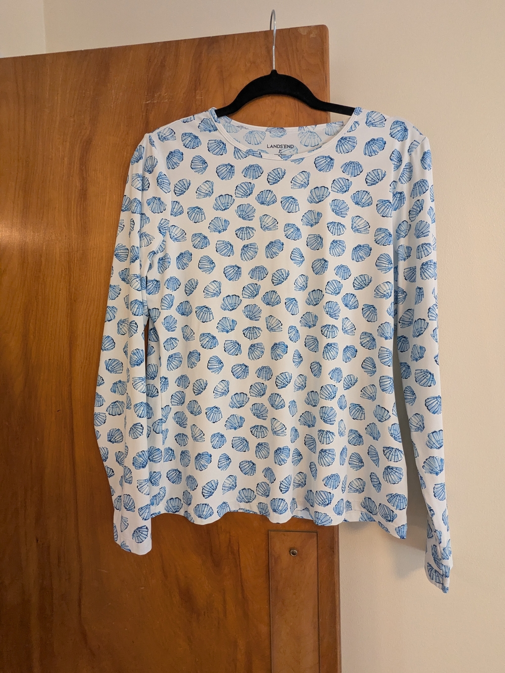 Lands' End White Long Sleeve Rashguard With Shell Pattern